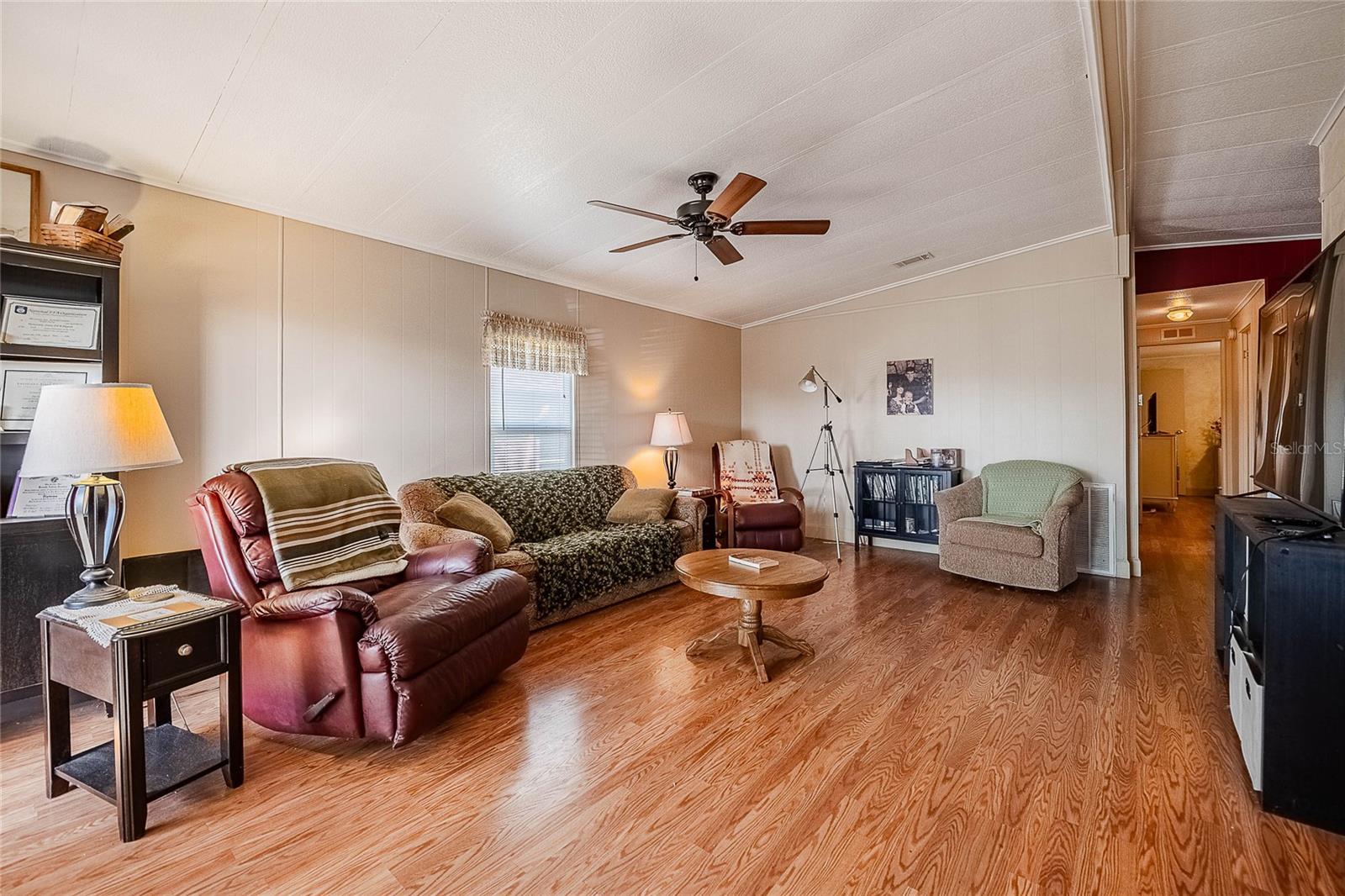 OAKWOOD ESTATES - Residential