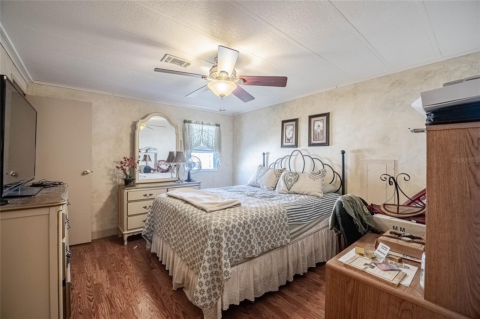 OAKWOOD ESTATES - Residential