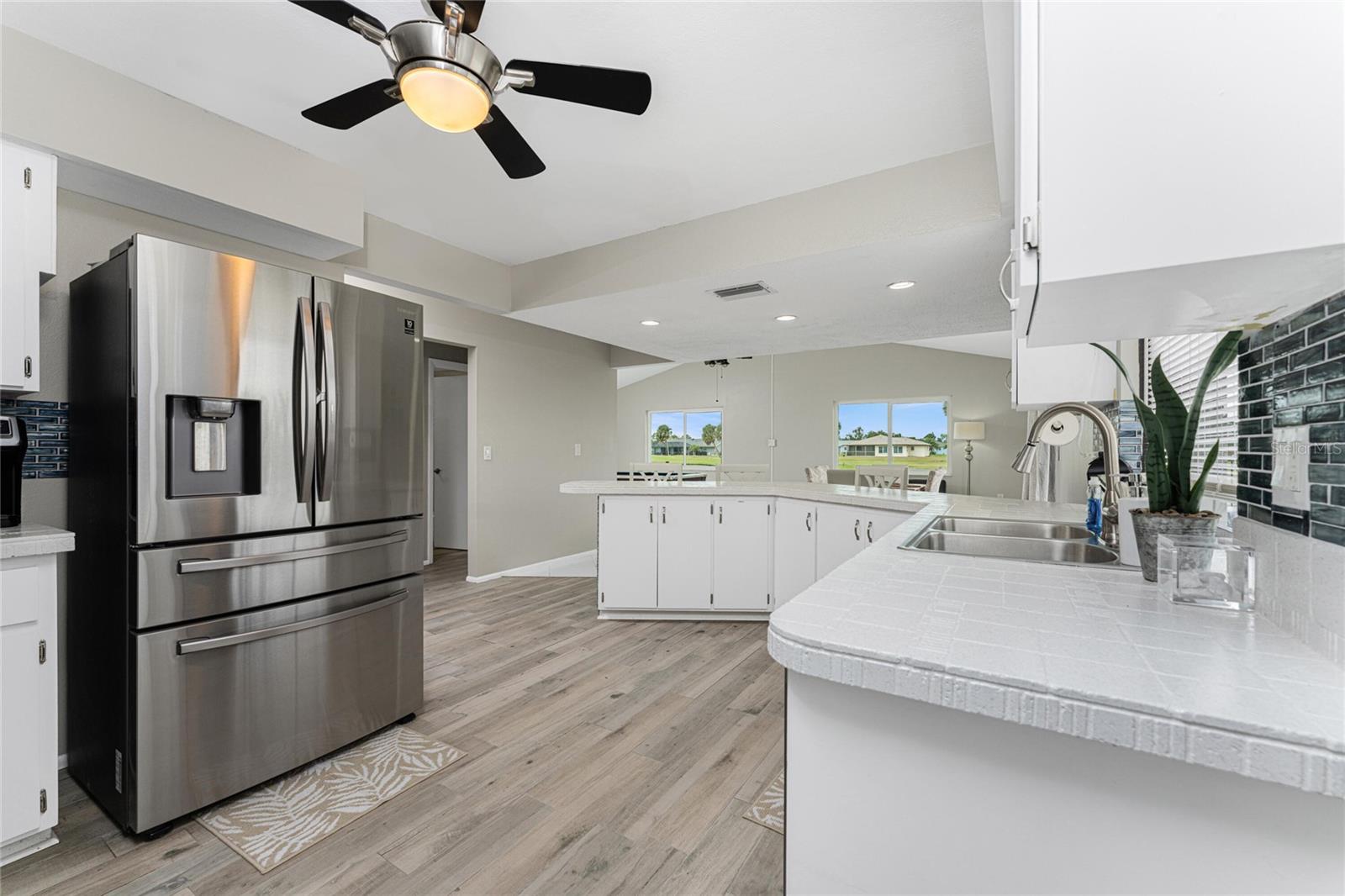 ROTONDA WEST OAKLAND HILLS - Residential