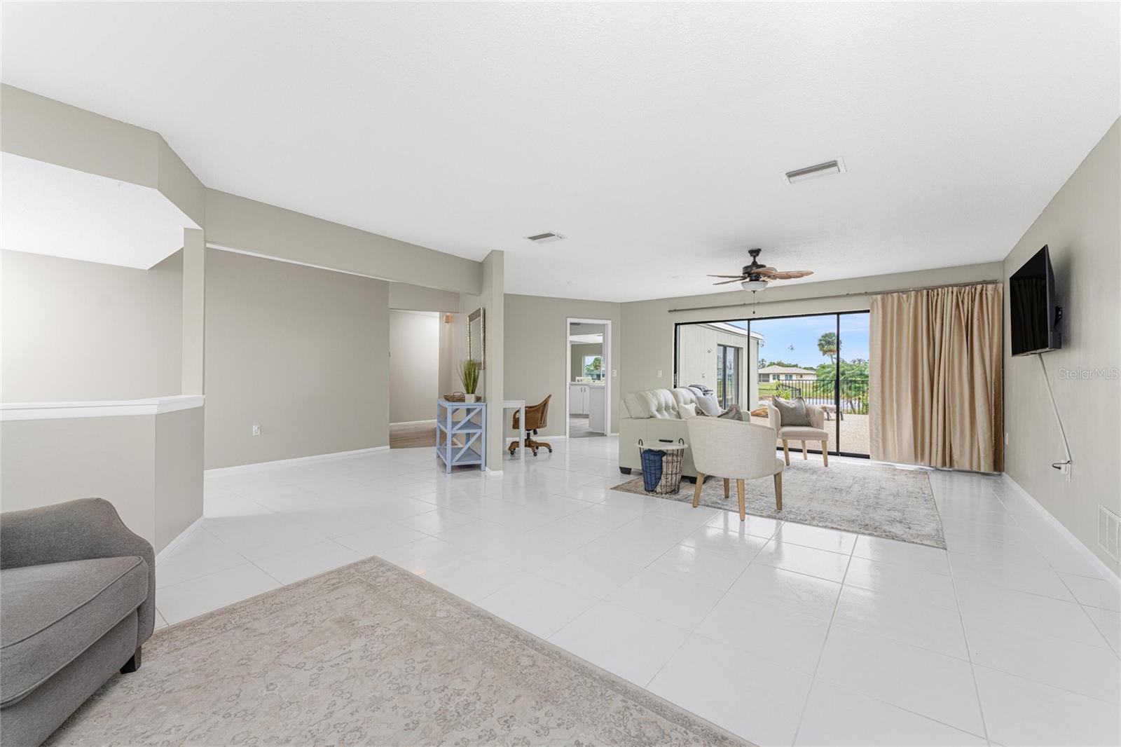 ROTONDA WEST OAKLAND HILLS - Residential