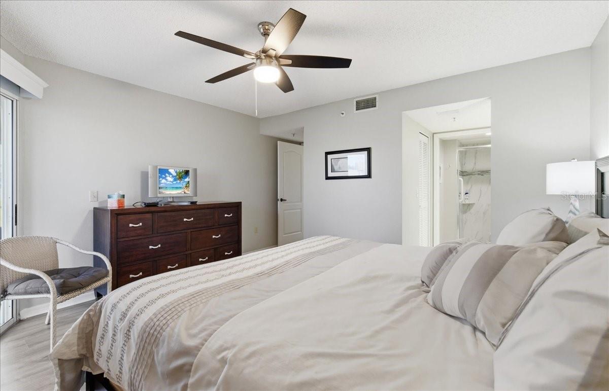 TERRACES 3 OF TARA - Residential