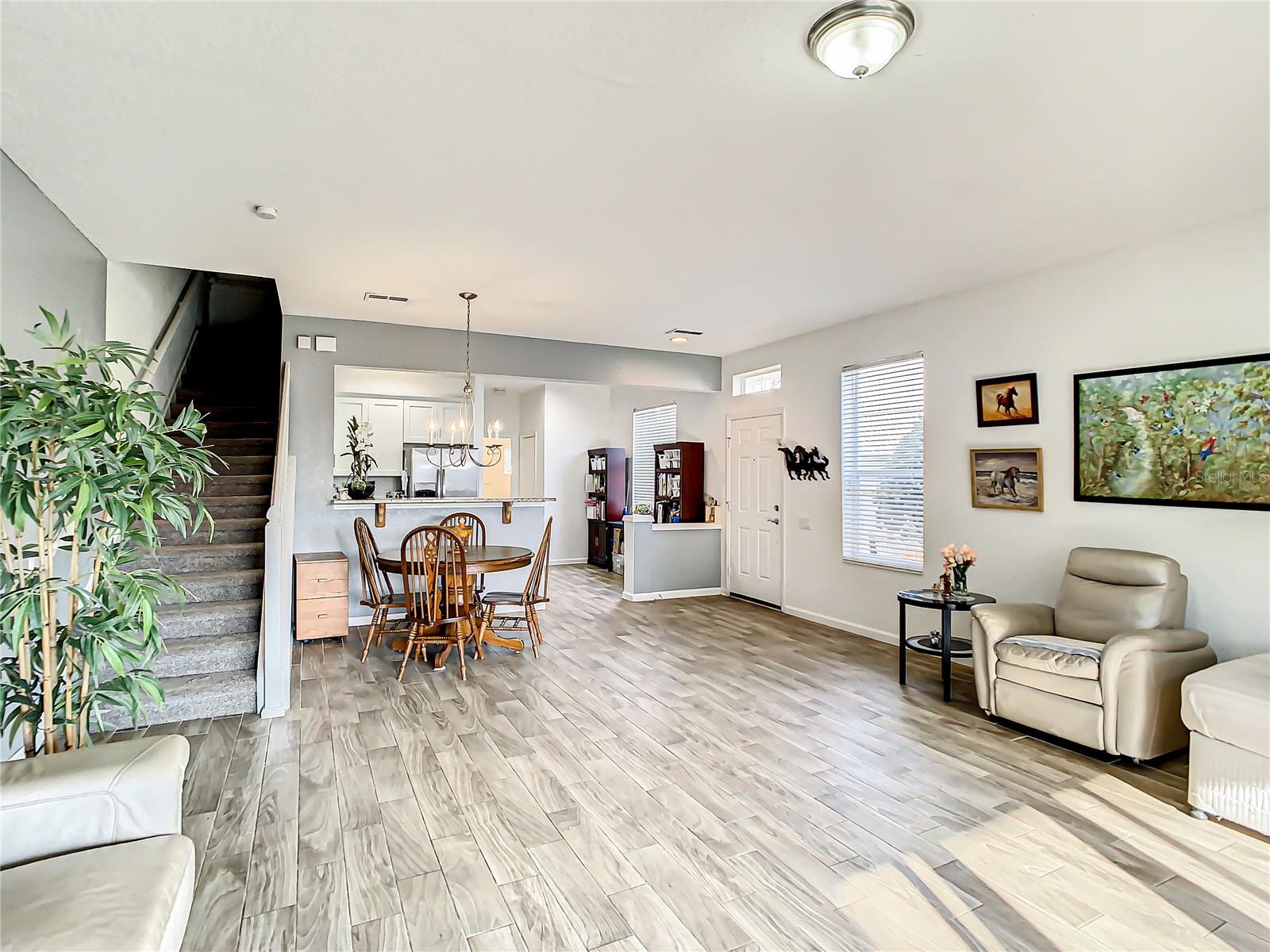 SPRING ISLE - Residential