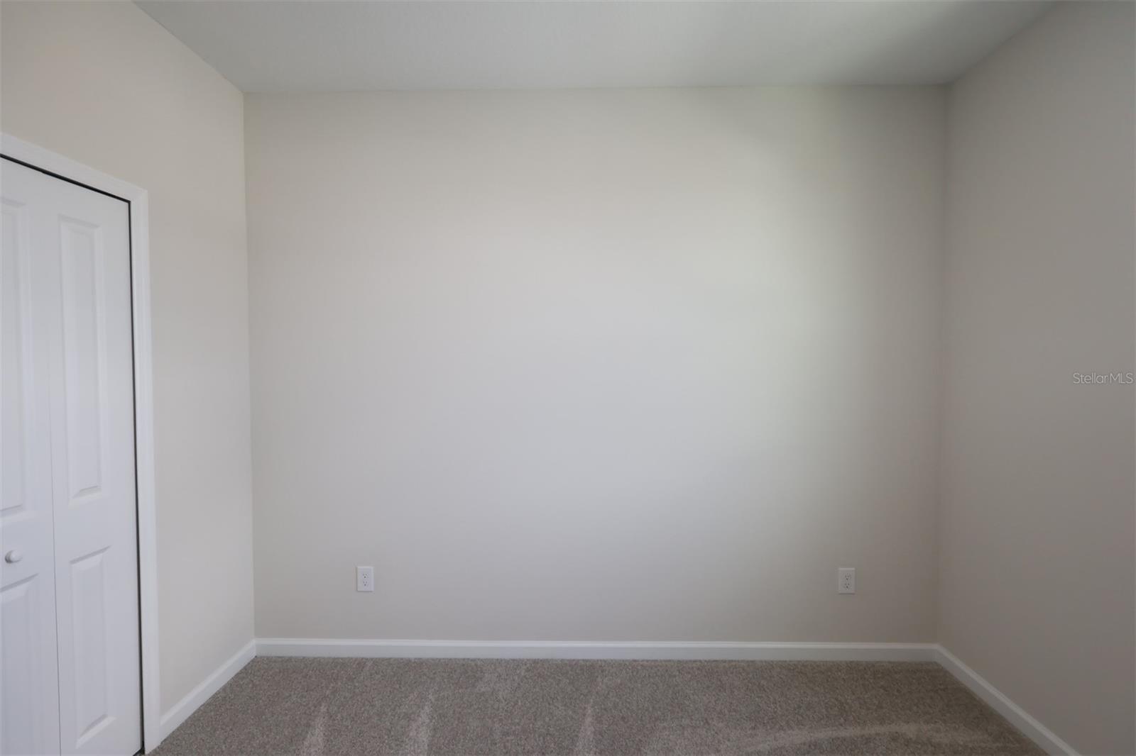 CENTER LAKE ON THE PARK - Residential