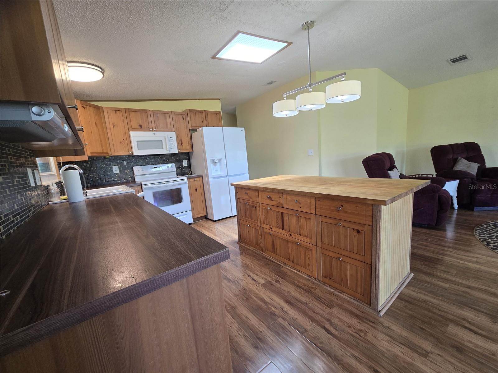 ZELLWOOD STATION COOP MH PARK - Residential