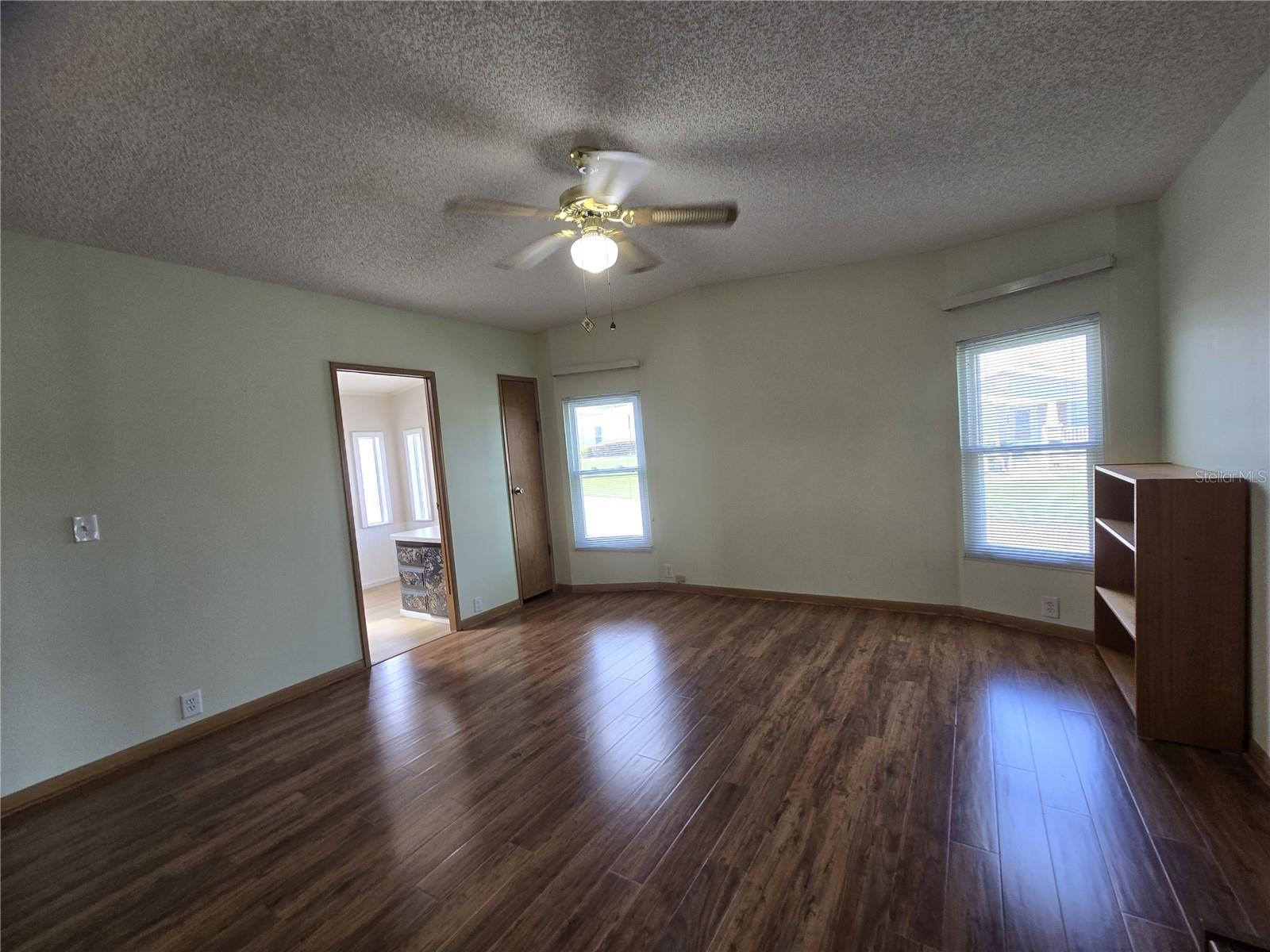 ZELLWOOD STATION COOP MH PARK - Residential