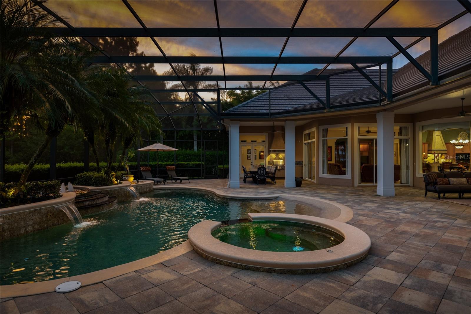 LOCH LEVEN - Residential