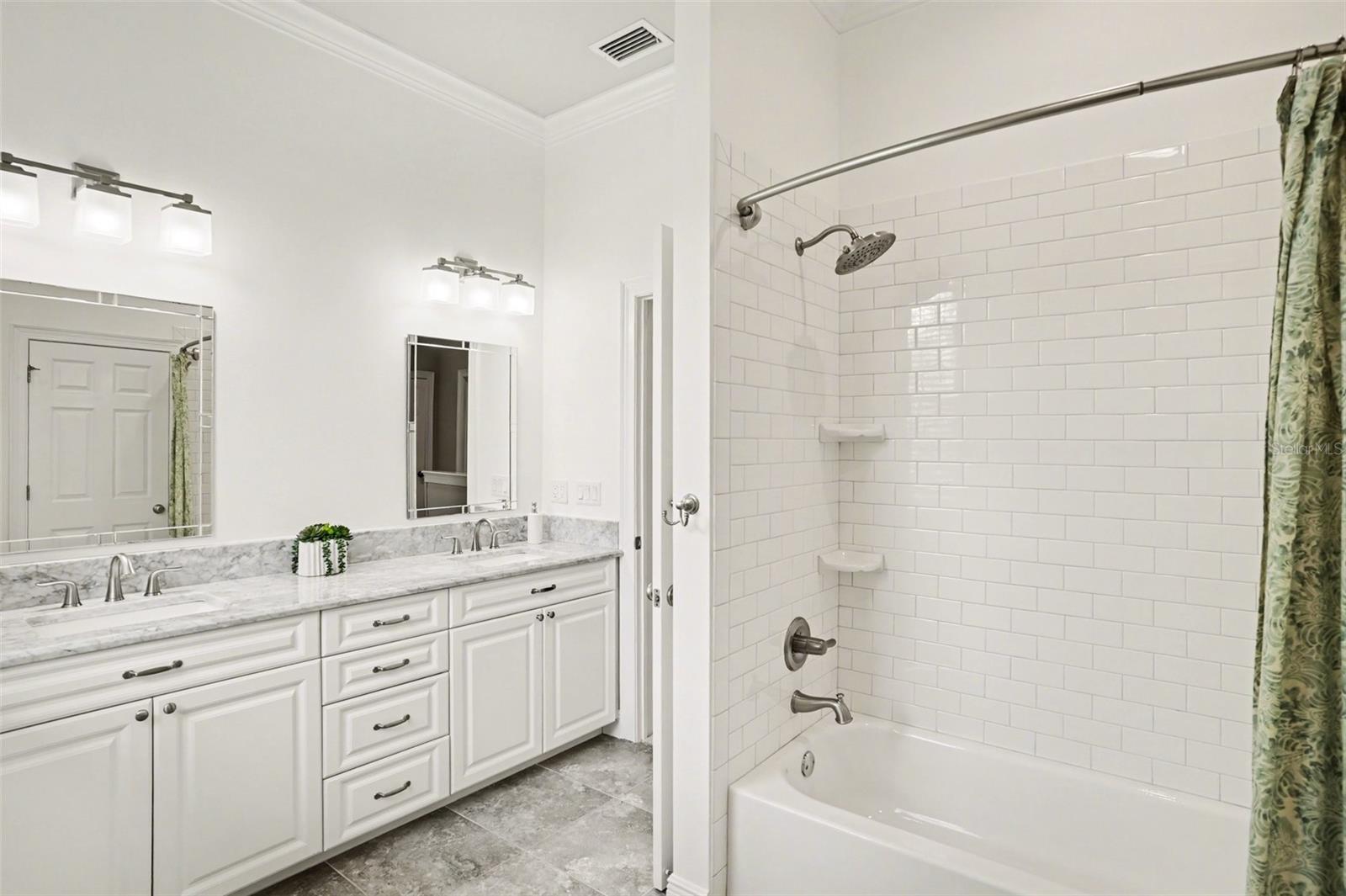 PINEHURST - Residential