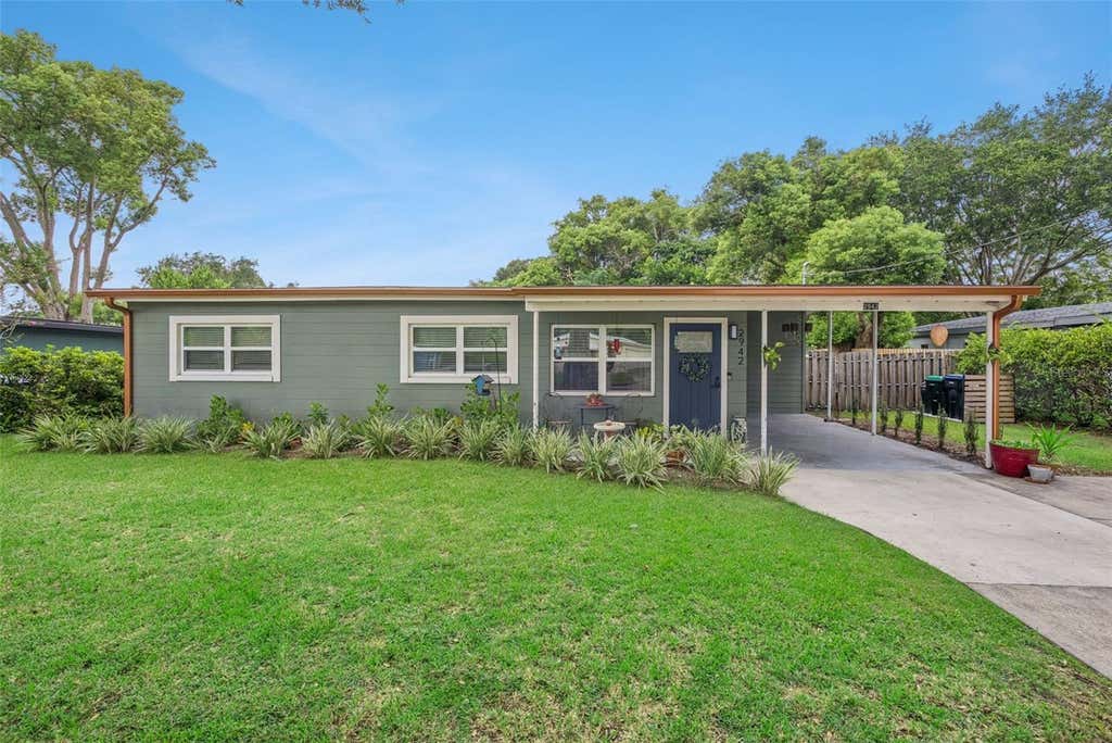 Photo of 2942 Condel Drive, Orlando, FL 32812 (MLS # O6436119)