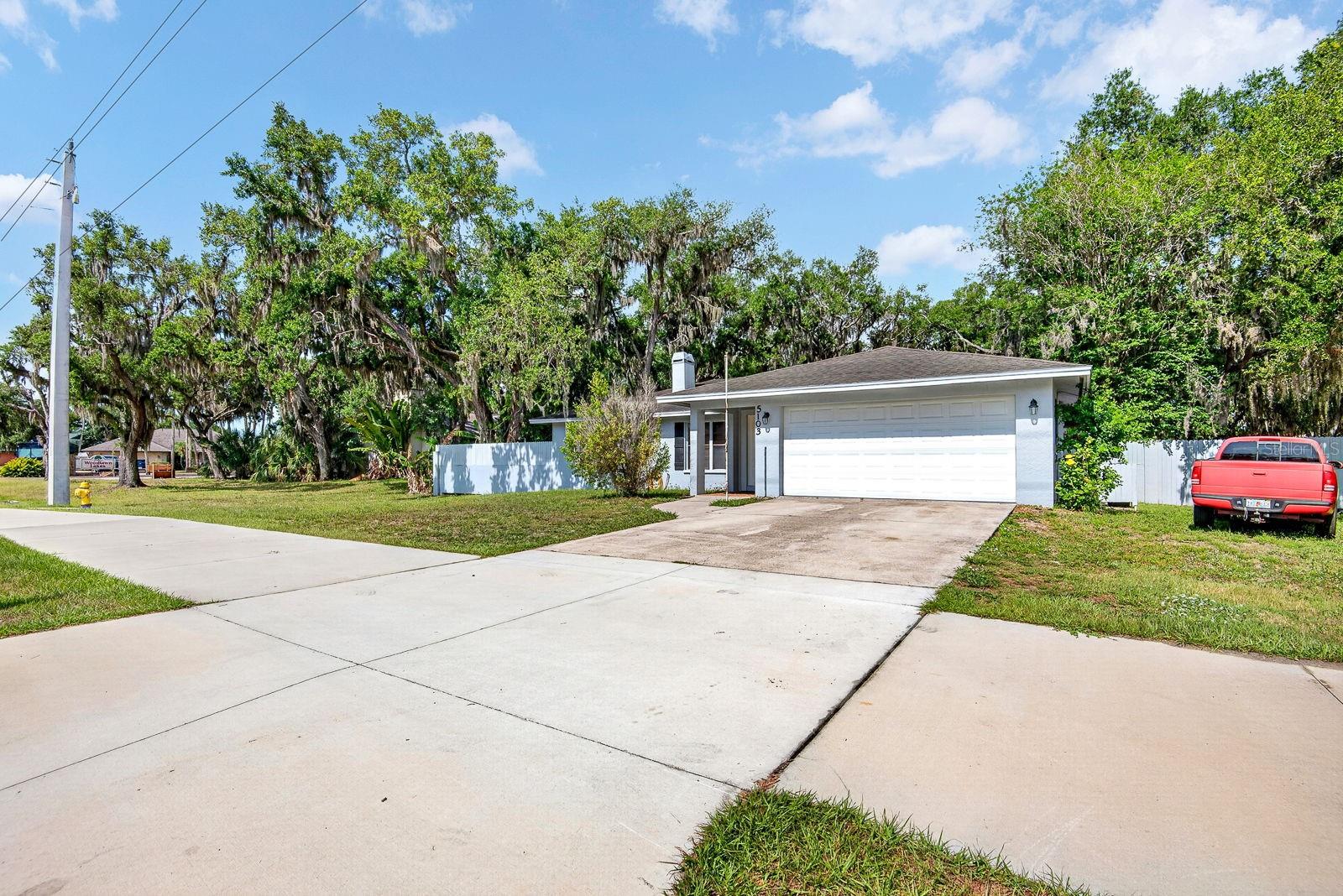 WOODLAWN LAKES - Residential