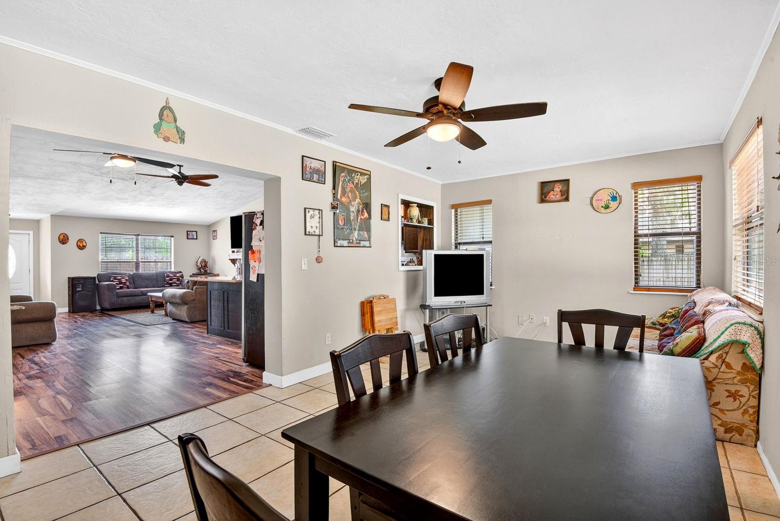 WOODLAWN LAKES - Residential
