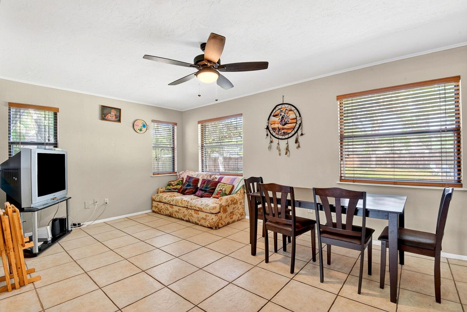 WOODLAWN LAKES - Residential
