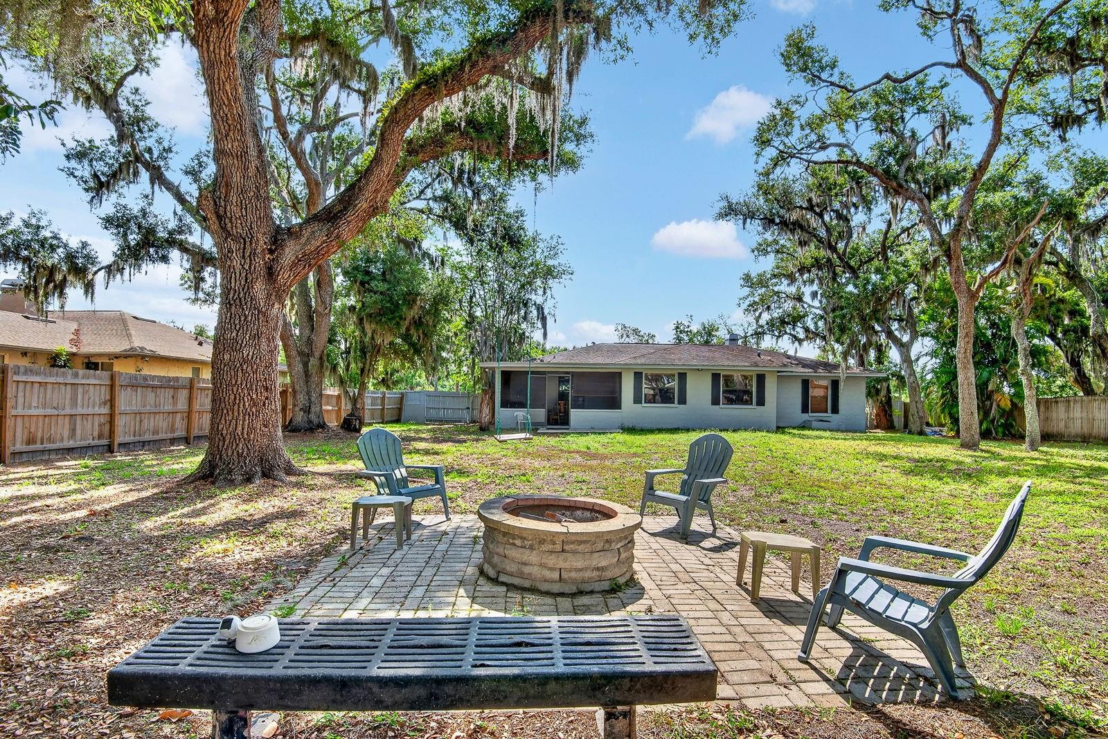 WOODLAWN LAKES - Residential