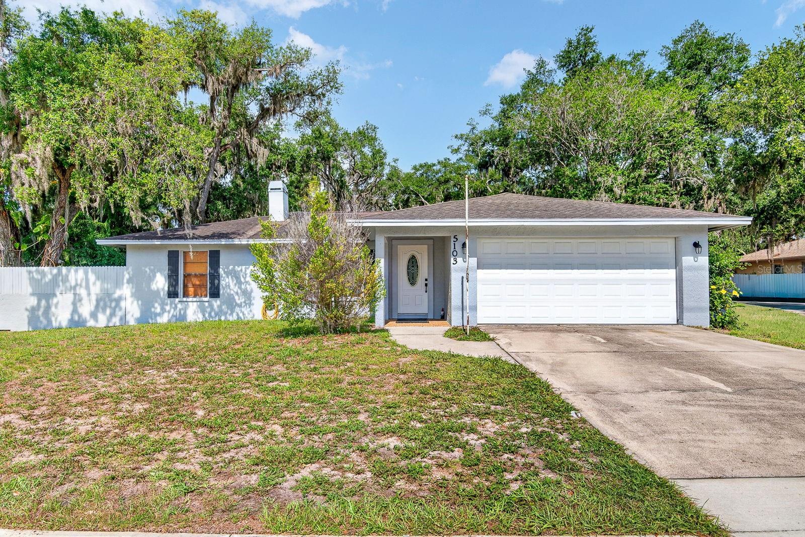 WOODLAWN LAKES - Residential