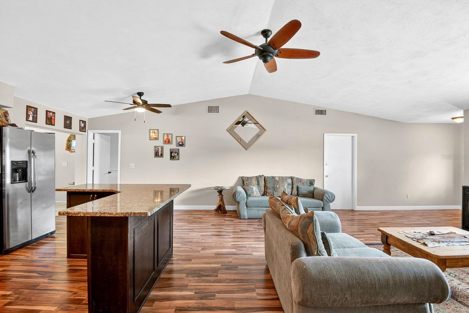 WOODLAWN LAKES - Residential