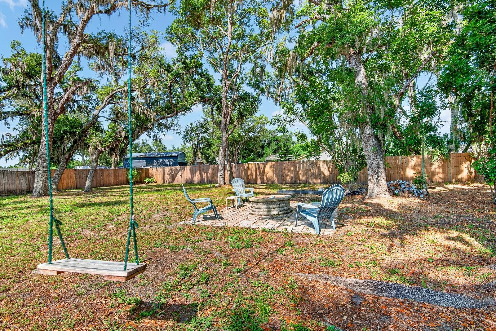 WOODLAWN LAKES - Residential