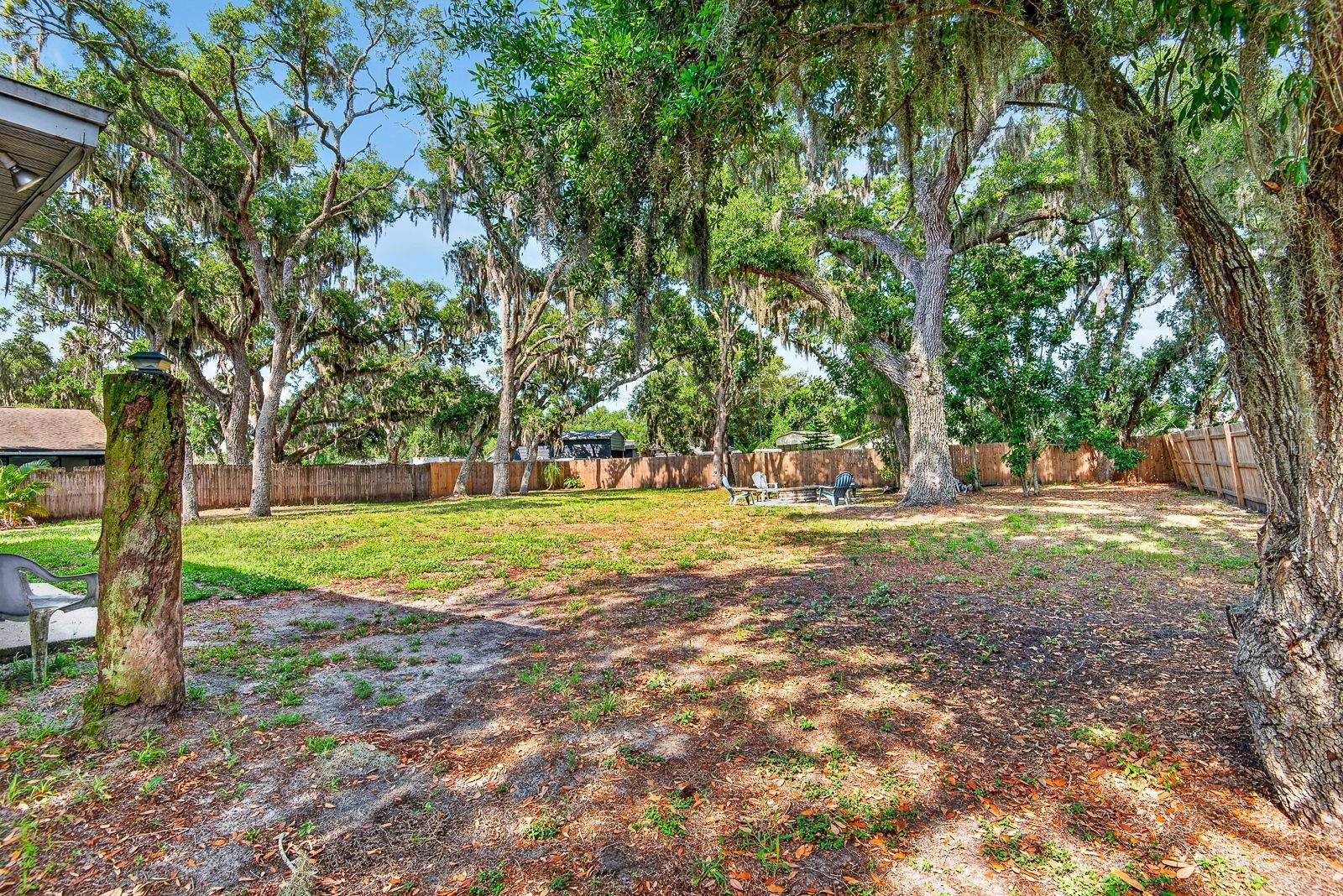 WOODLAWN LAKES - Residential