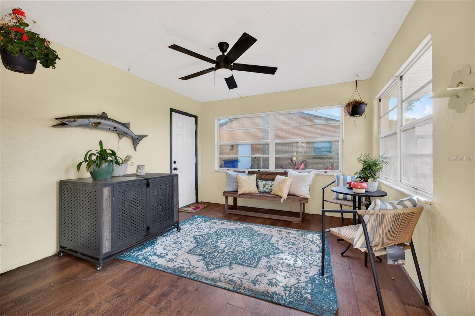 AVON PARK LAKES - Residential