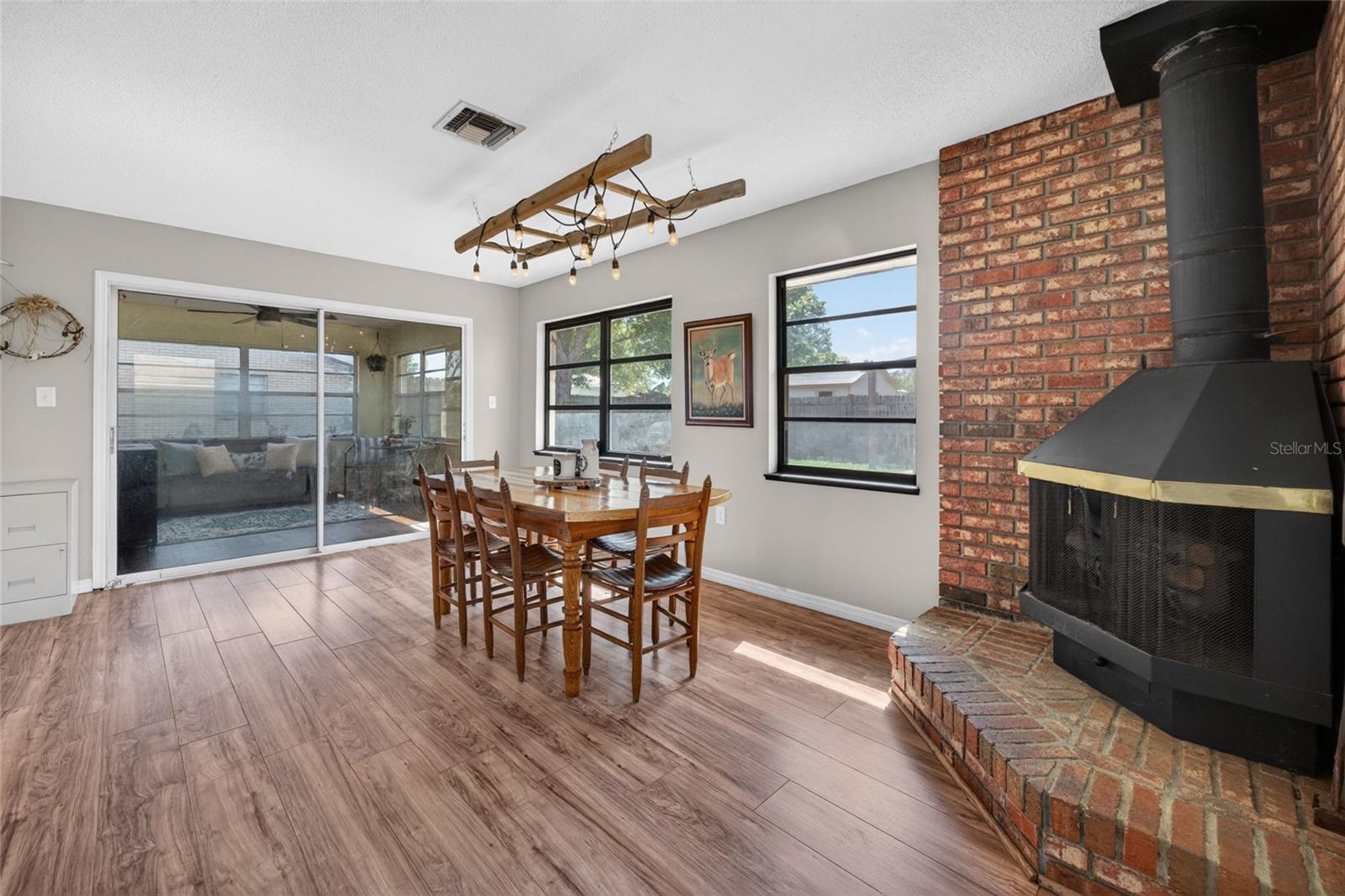 AVON PARK LAKES - Residential