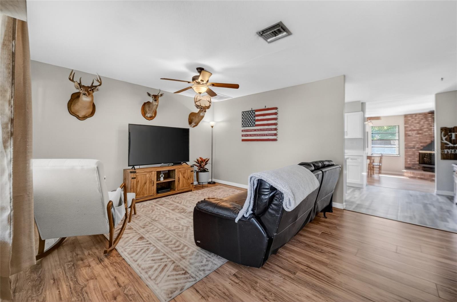 AVON PARK LAKES - Residential