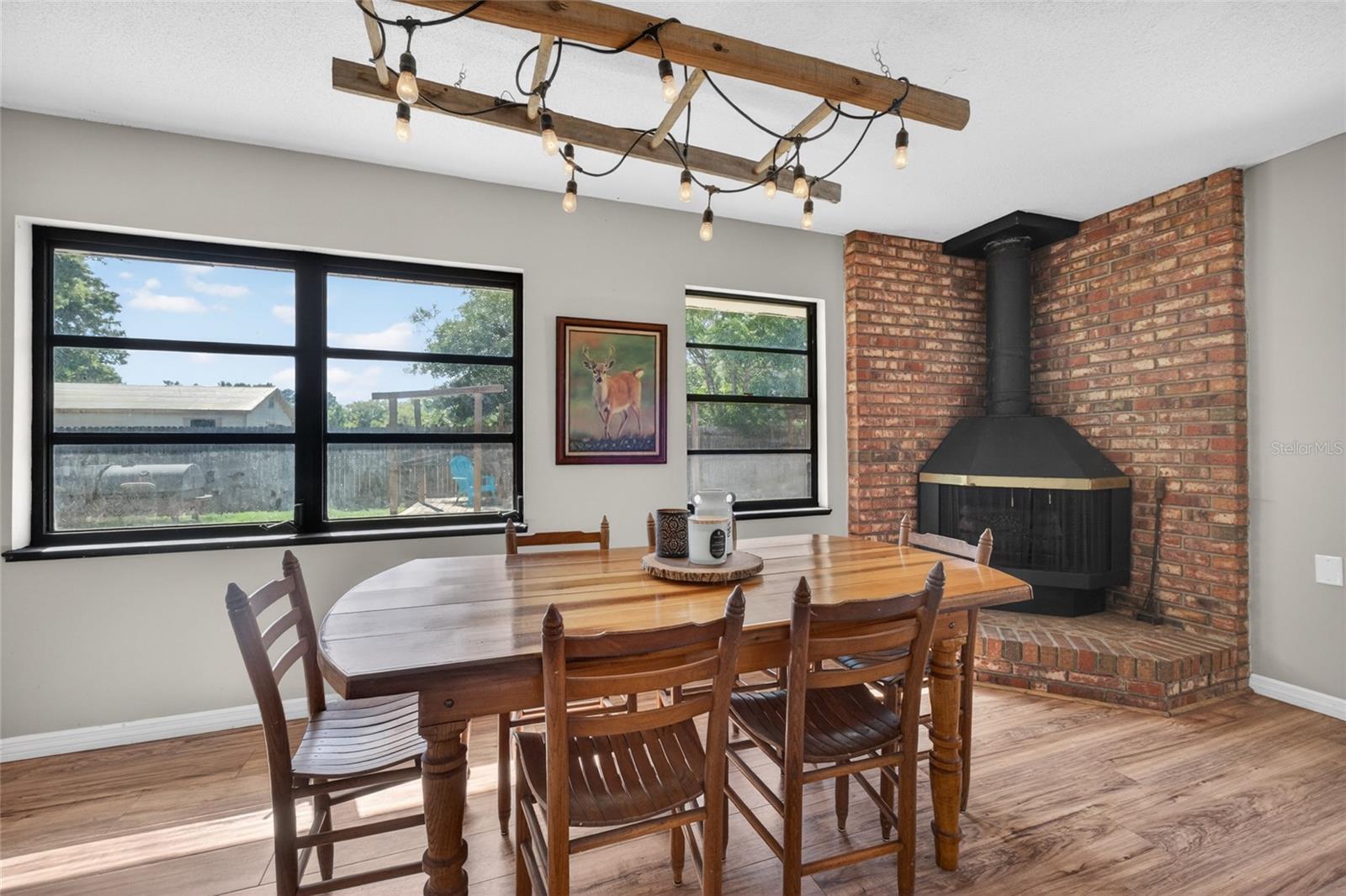 AVON PARK LAKES - Residential