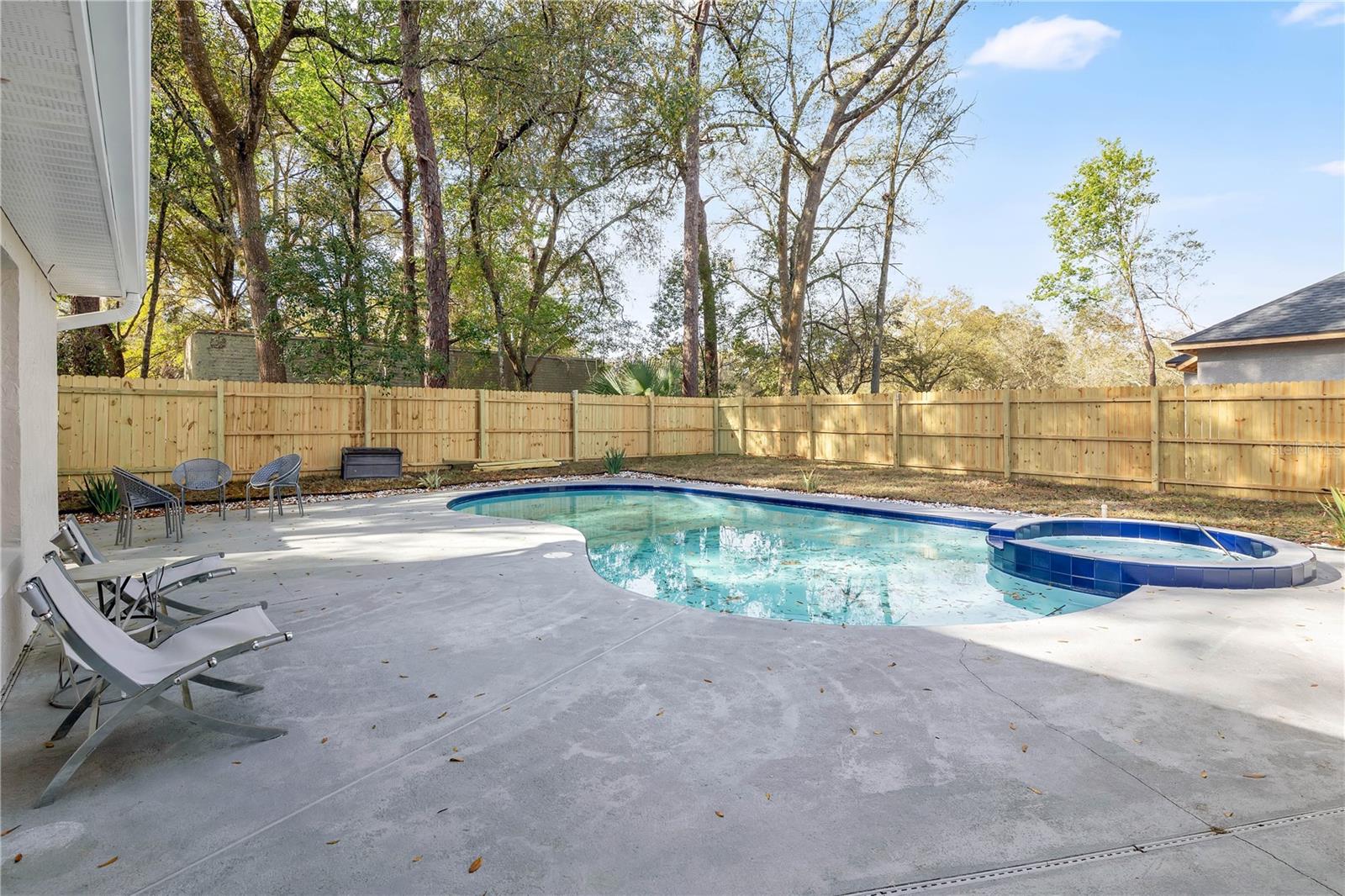 DUNBRIDGE - Residential