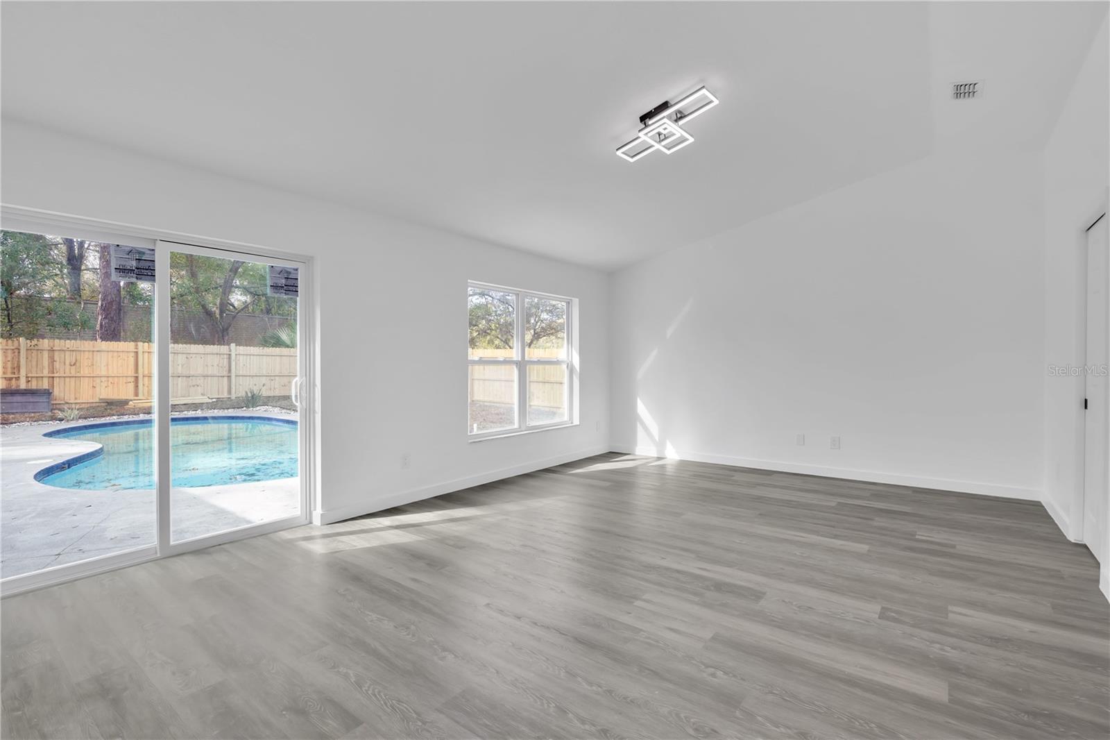 DUNBRIDGE - Residential