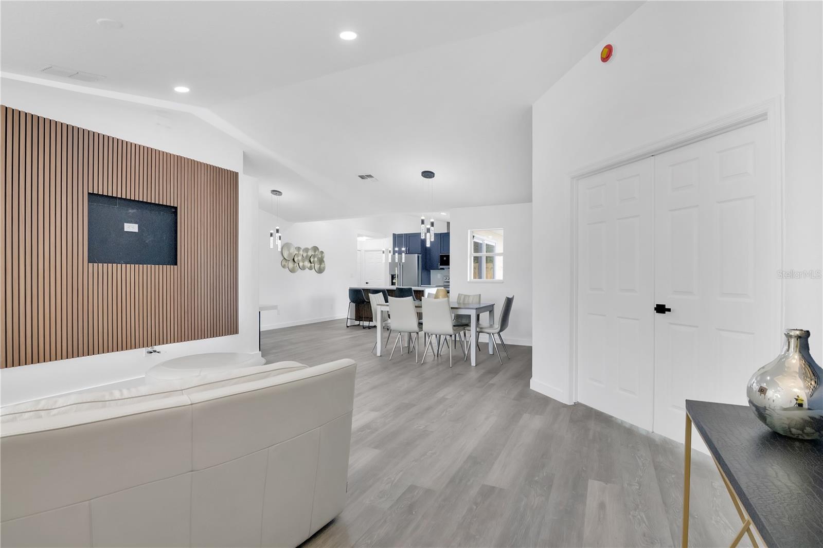 DUNBRIDGE - Residential