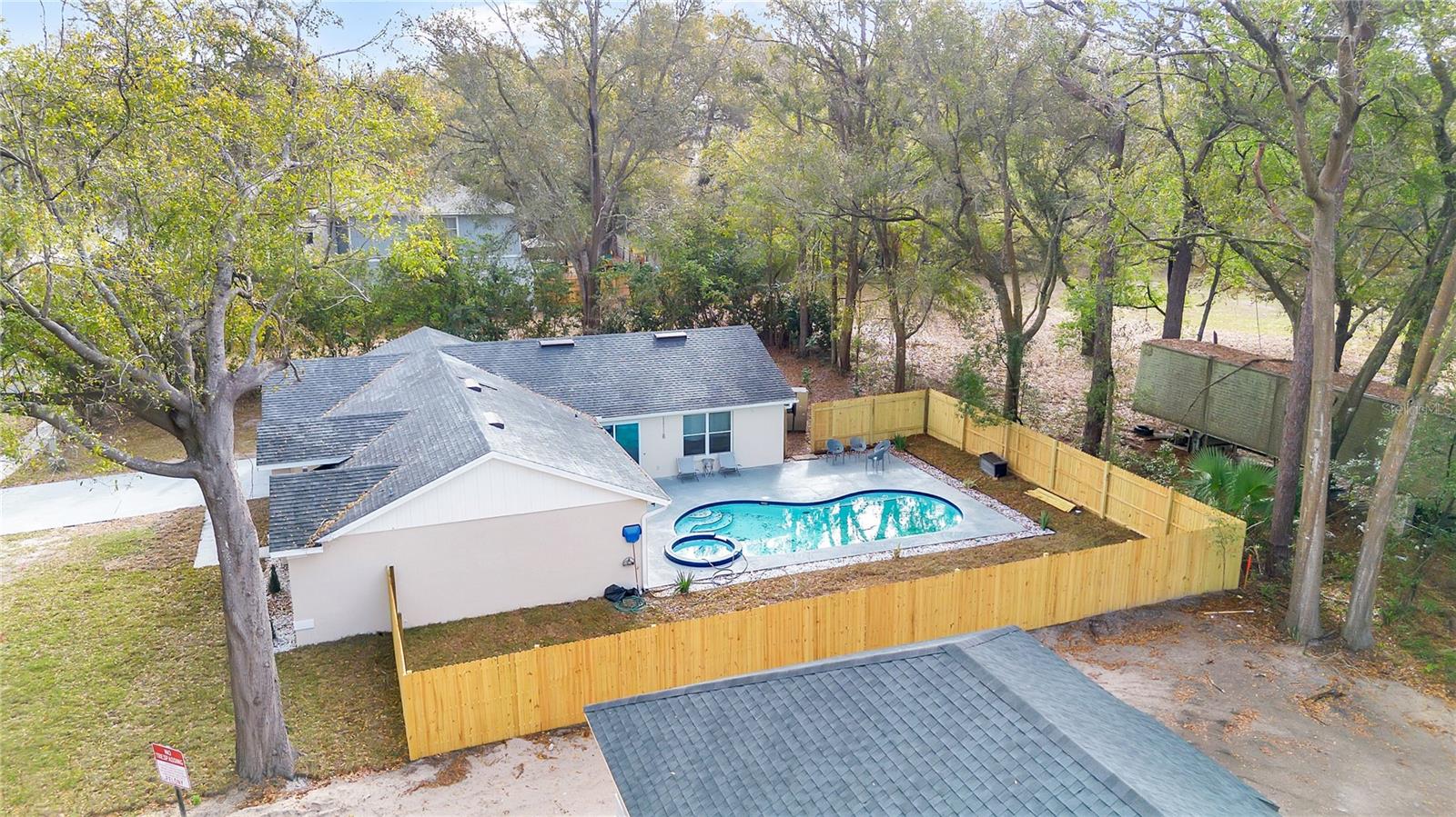 DUNBRIDGE - Residential