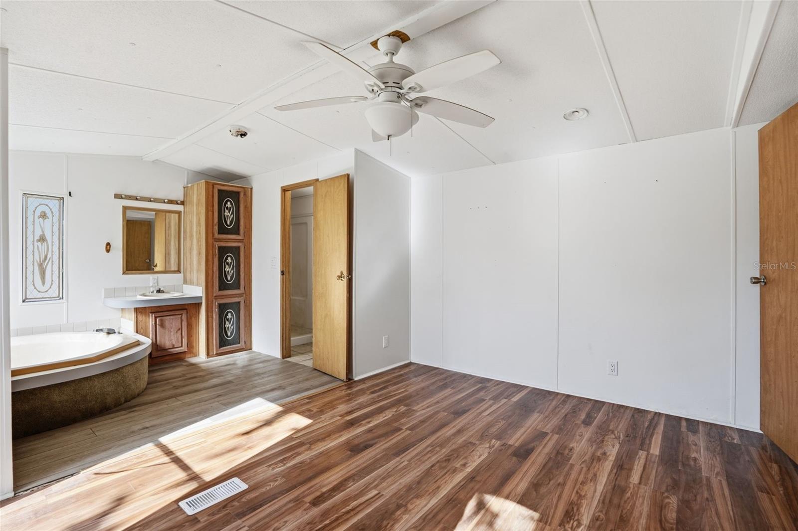 COVINGTONS - Residential