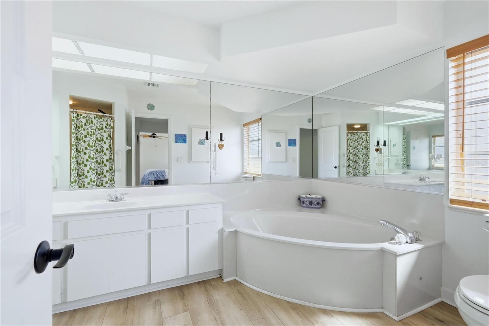 GULF VIEW ESTATES - Residential