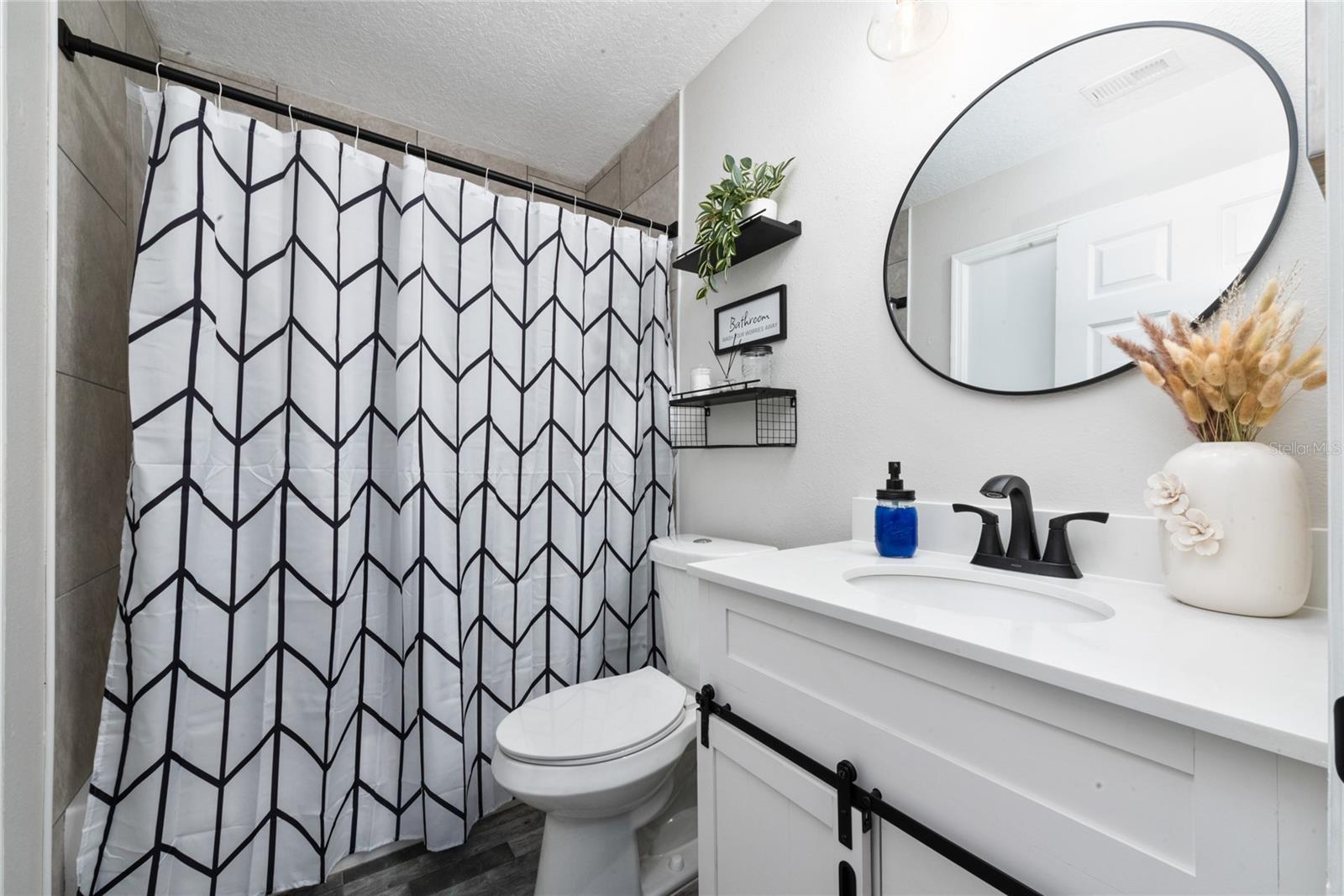 JADE EAST UNIT 2 - Residential