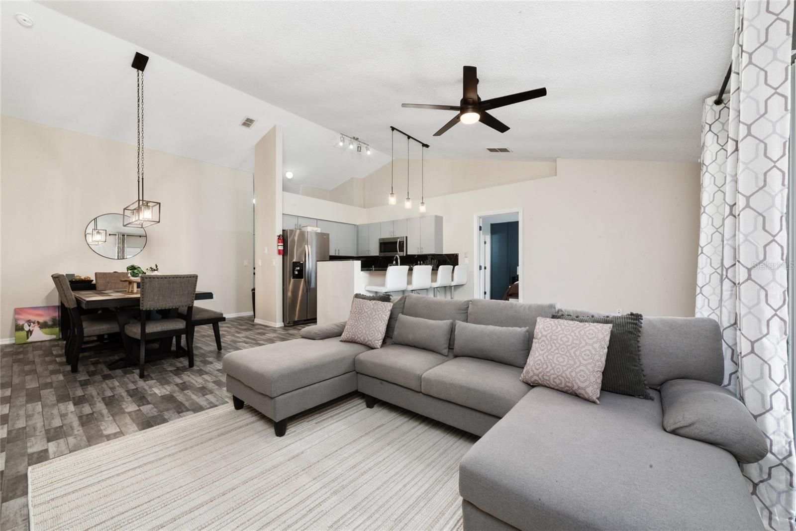 JADE EAST UNIT 2 - Residential