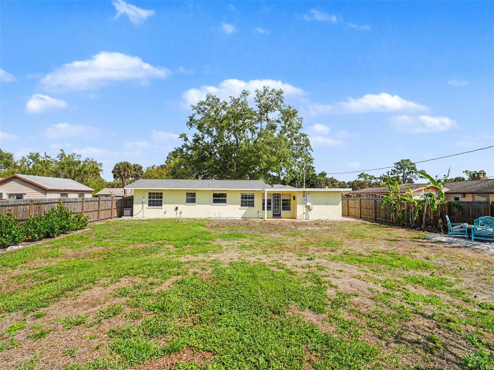 EAST VENICE - Residential