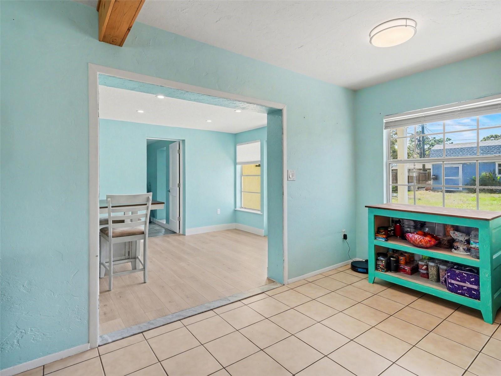 EAST VENICE - Residential