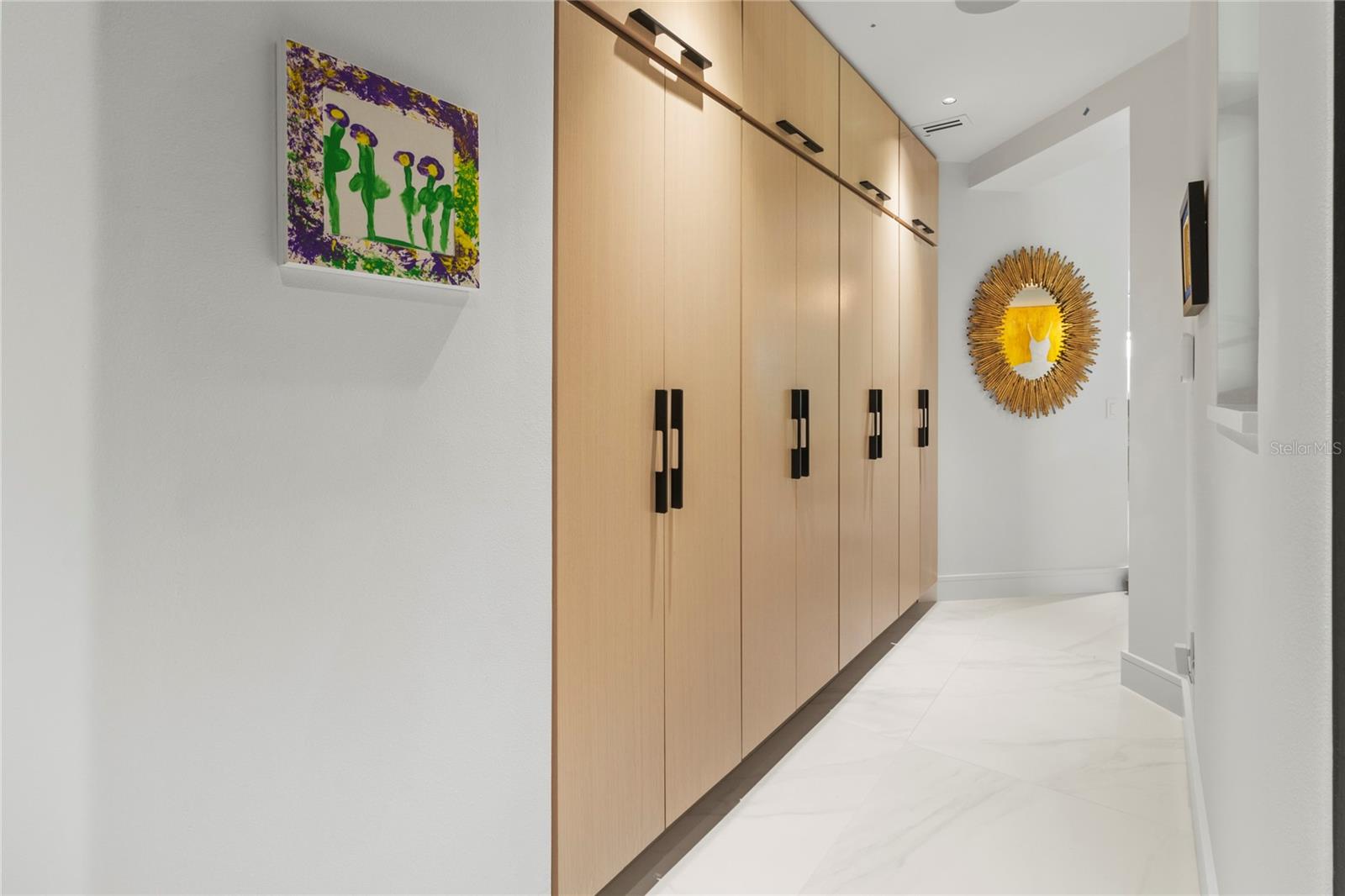 THE MOORINGS AT EDGEWATER IV - Residential Lease