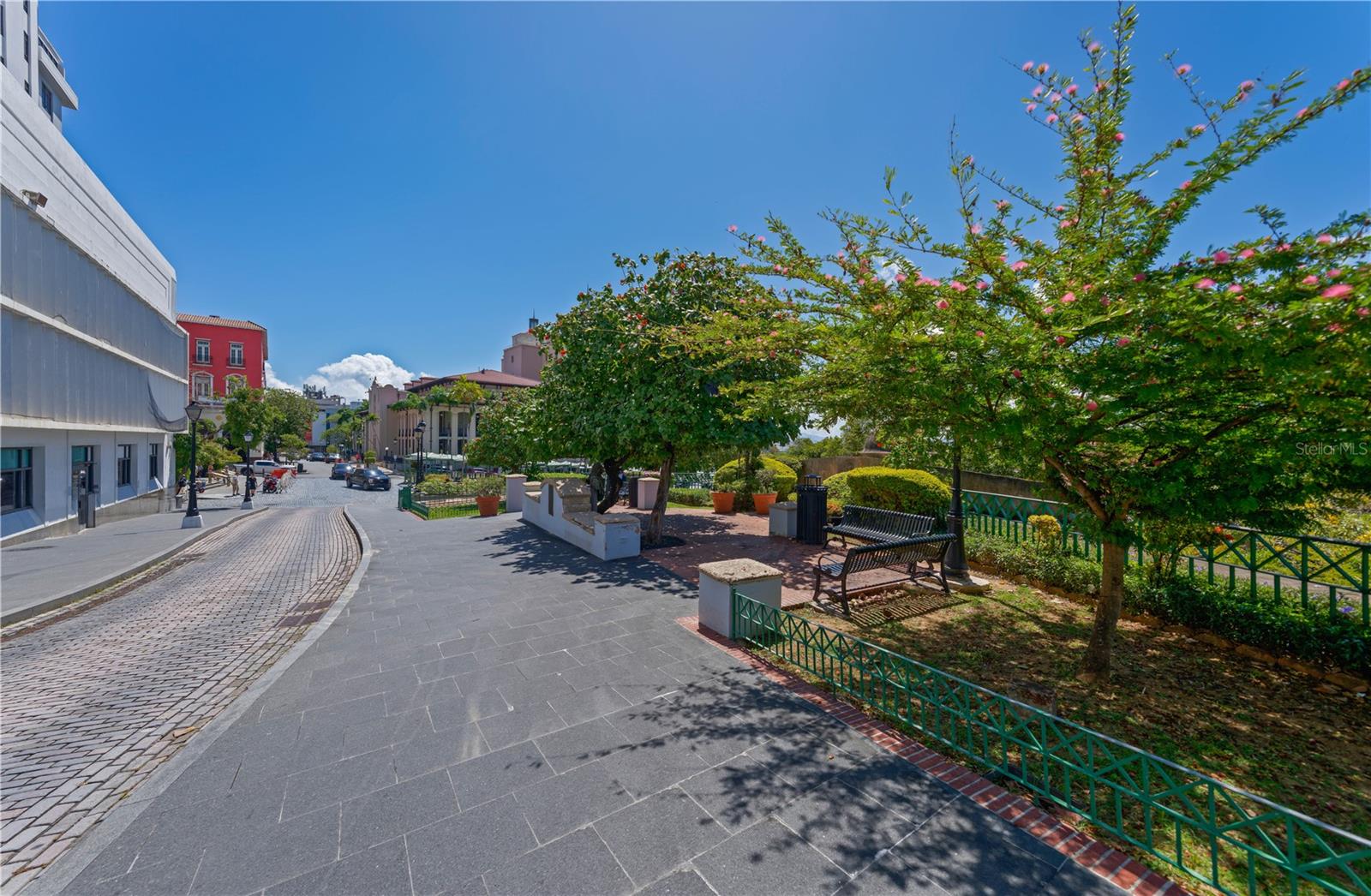OLD SAN JUAN - Residential Income
