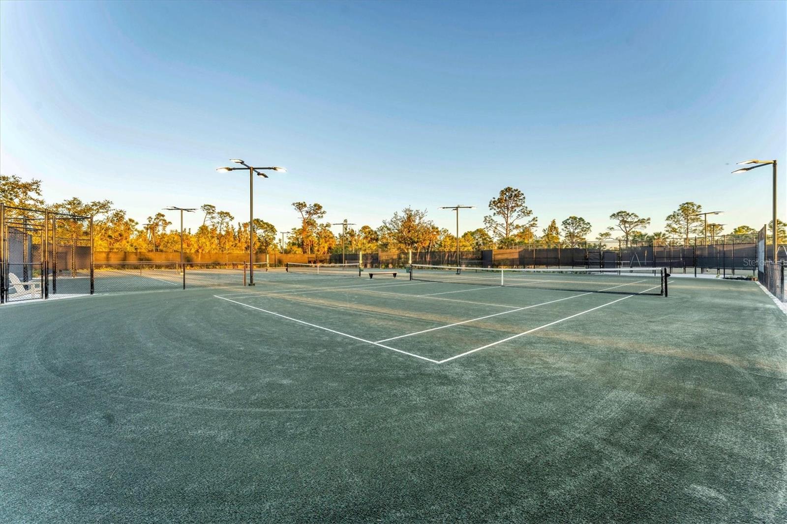WELLEN PARK GOLF & COUNTRY CLUB - Residential