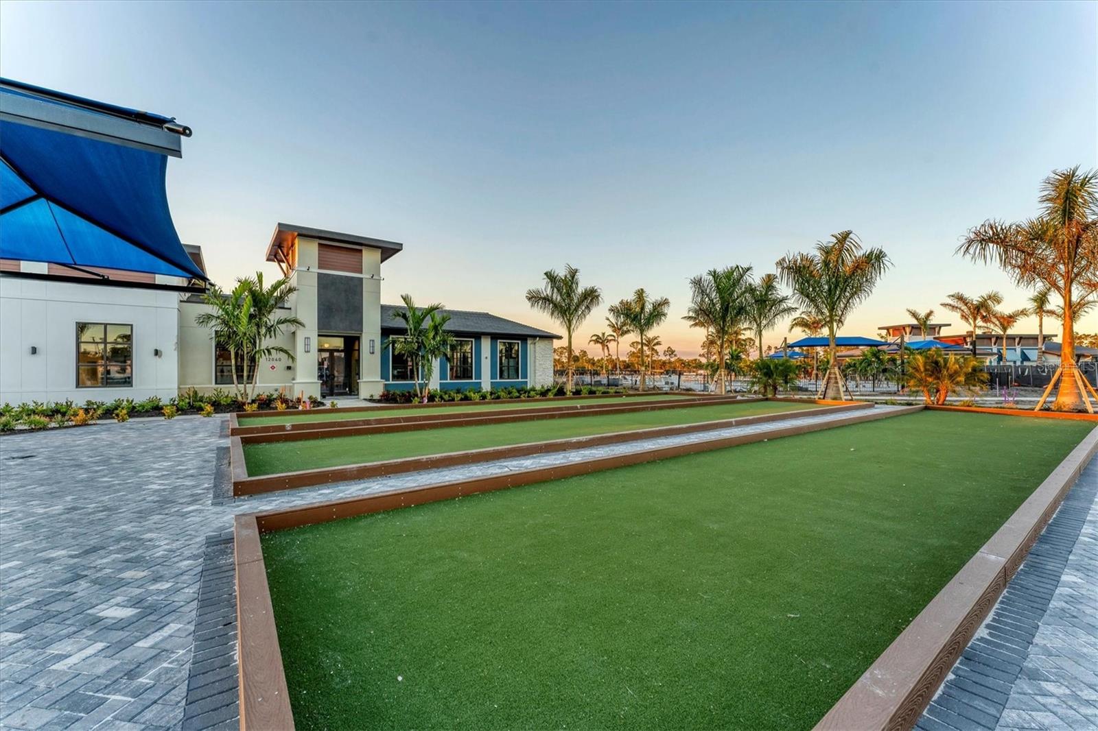 WELLEN PARK GOLF & COUNTRY CLUB - Residential