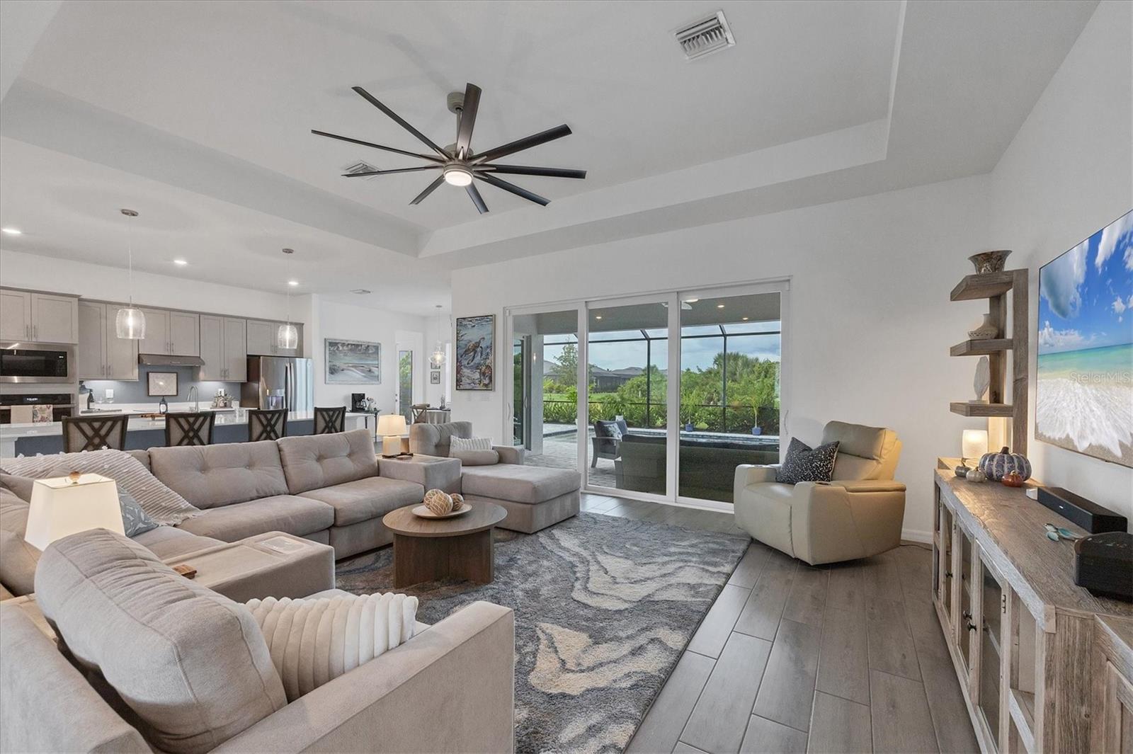 WELLEN PARK GOLF & COUNTRY CLUB - Residential