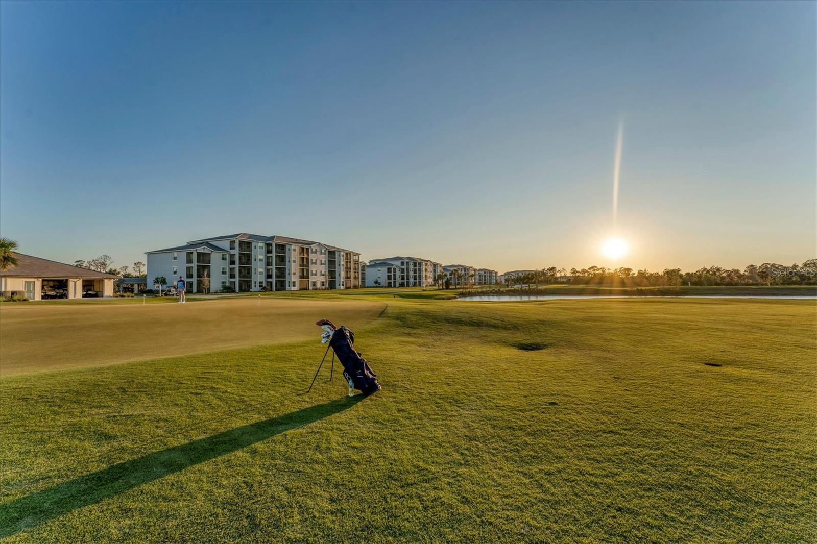 WELLEN PARK GOLF & COUNTRY CLUB - Residential