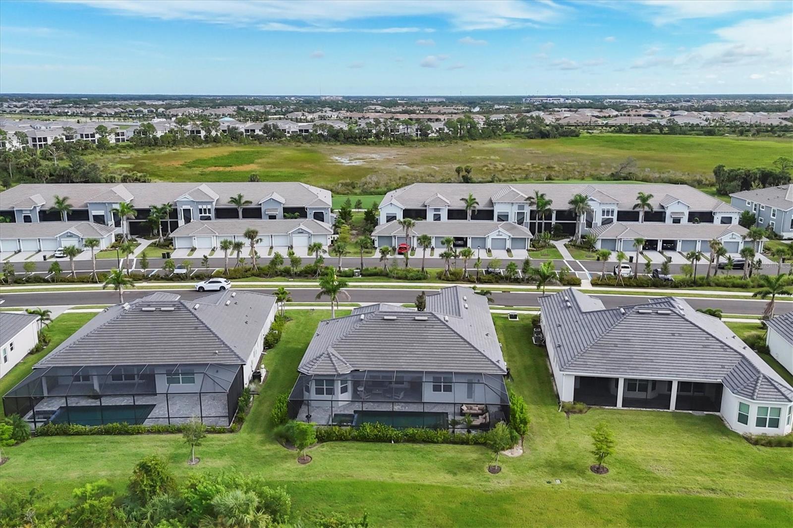 WELLEN PARK GOLF & COUNTRY CLUB - Residential