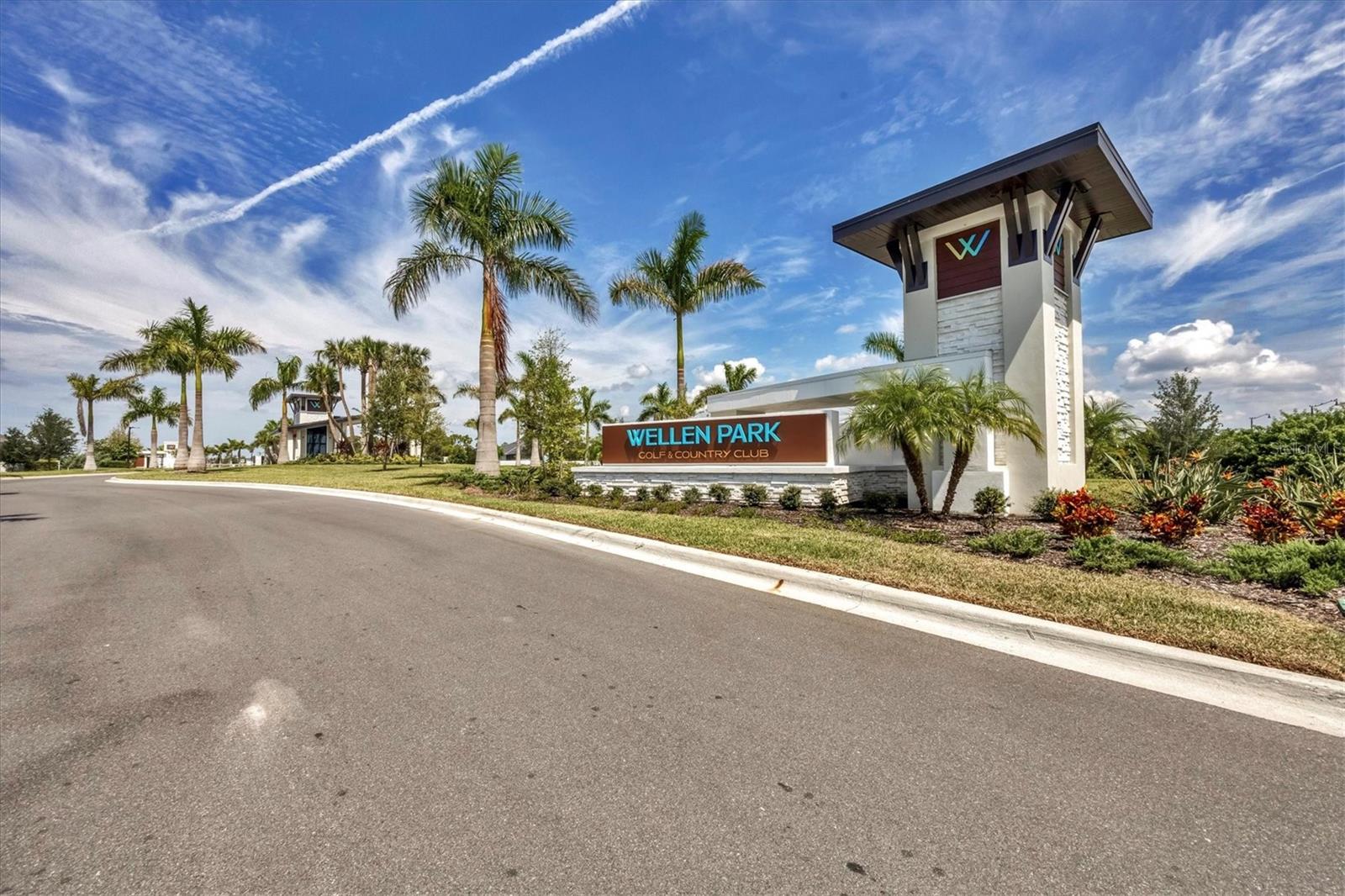 WELLEN PARK GOLF & COUNTRY CLUB - Residential