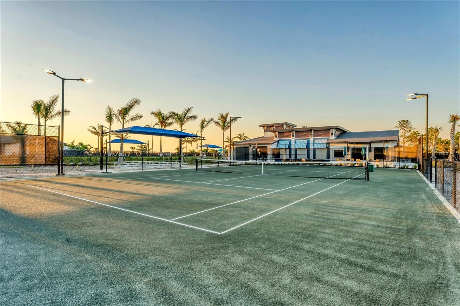 WELLEN PARK GOLF & COUNTRY CLUB - Residential