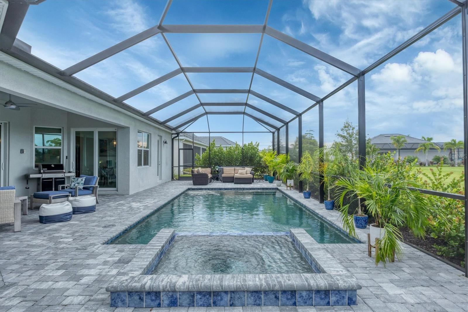 WELLEN PARK GOLF & COUNTRY CLUB - Residential