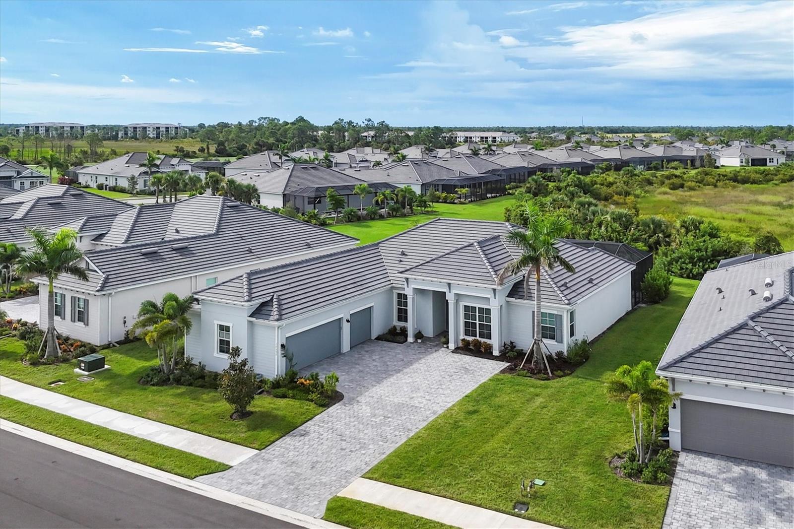 WELLEN PARK GOLF & COUNTRY CLUB - Residential