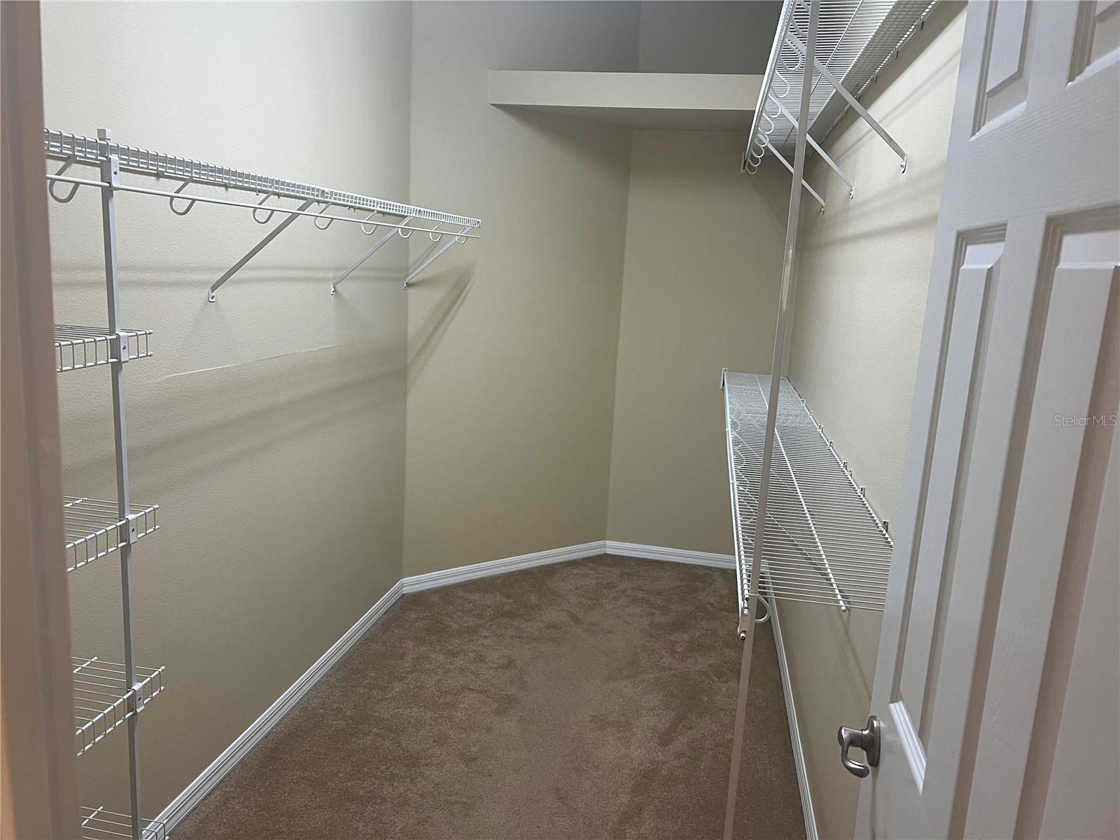 TRADITIONS PH 01 - Residential Lease