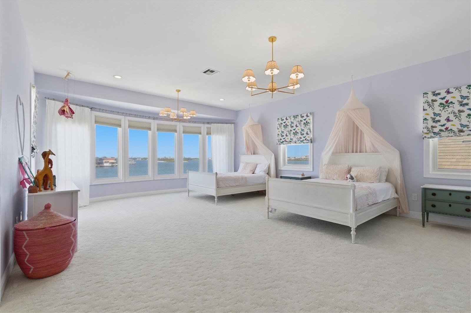 HARBOR BLUFFS SEC 4 - Residential