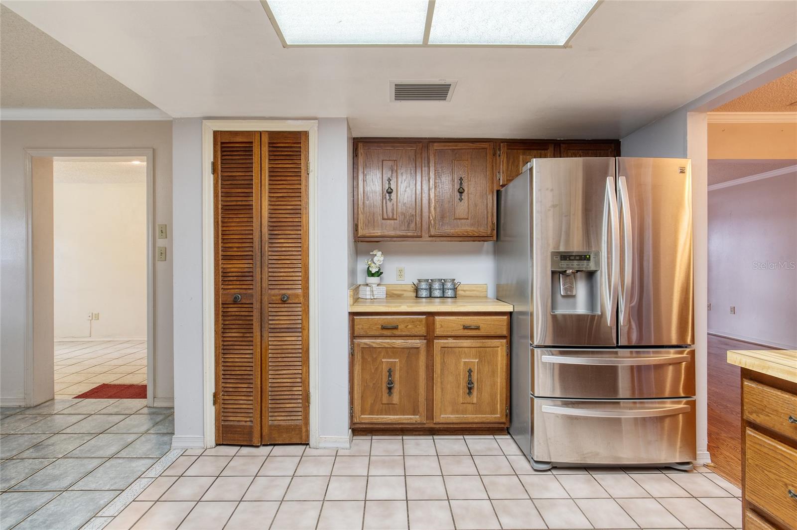 VENETIAN VILLAGE - Residential