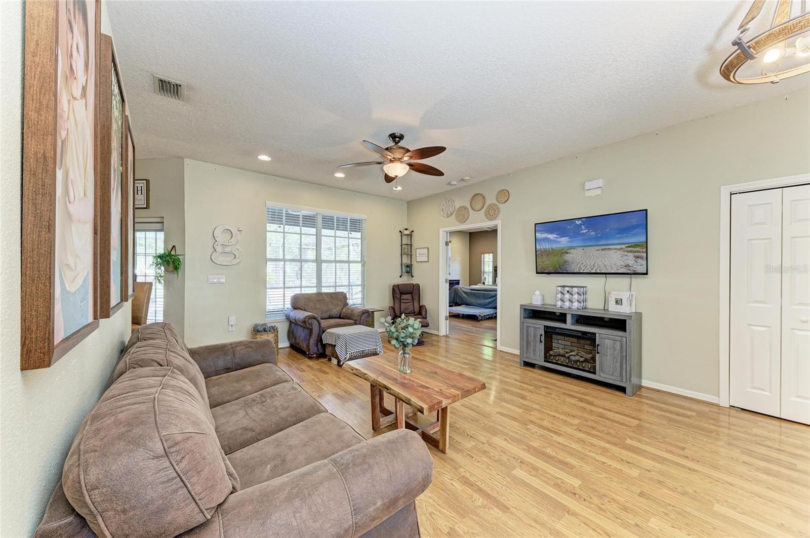 SADDLEHORN ESTATES - Residential