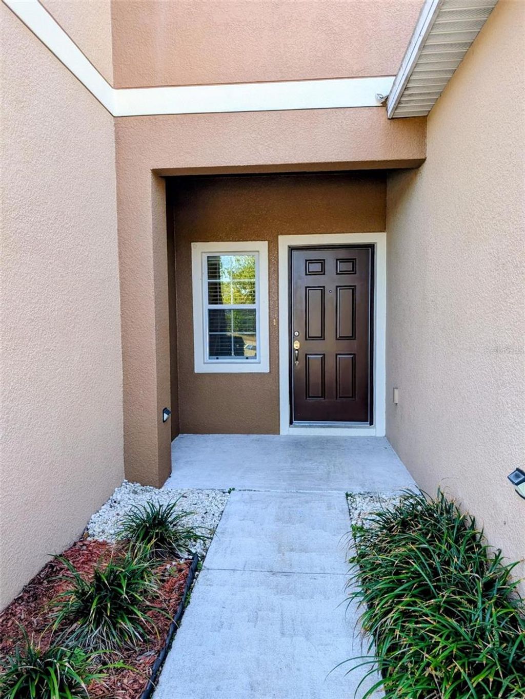 Photo of 6628 Holly Heath Drive, Riverview, FL 33578 (MLS # TB8468012)